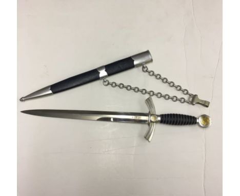 1st Pattern Luftwaffe dagger, blade by Paul Weyersberg & Co Solingen, also Waffenampt marked, with sheath and hanger.