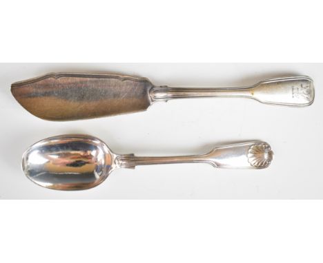 Victorian hallmarked silver fiddle thread and shell dessert spoon, London 1896, maker&nbsp;William Hutton &amp; Sons Ltd, tog