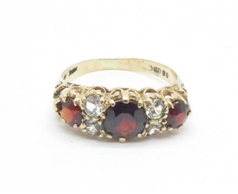 A 9ct gold gem set ring, 2.1g, M 