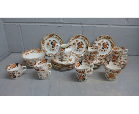 An English early china tea service **PLEASE NOTE THIS LOT IS NOT ELIGIBLE FOR POSTING AND PACKING** 