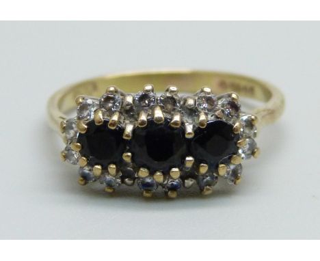 A 9ct gold and paste cluster ring, London 1995, 2.1g, K 