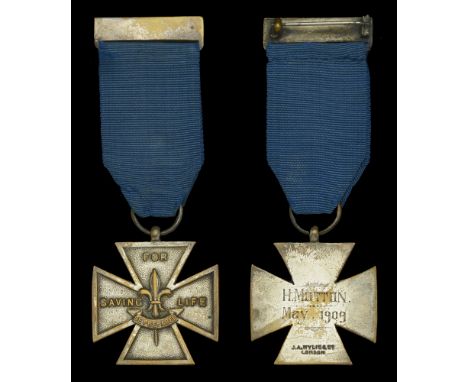 Boy Scouts Association Gallantry Cross, 2nd Class, 1st issue, silver, the reverse inscribed, ‘H. Motton. May. 1909’, with rin