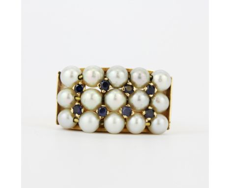 A heavy yellow metal (tested minimum 9ct gold) pearl and sapphire set ring, (P), gross weight approx. 9.3gr.&nbsp;