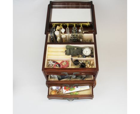 A jewellery box and contents.