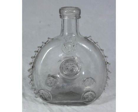A 19th century French crystal glass, Remy Martin 'Louis XIII' champagne cognac decanter, 21cm tall. 