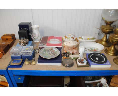 A collection of decorative china to include Wedgwood Jasperware, Royal Worcester 'Evesham', model houses etc.