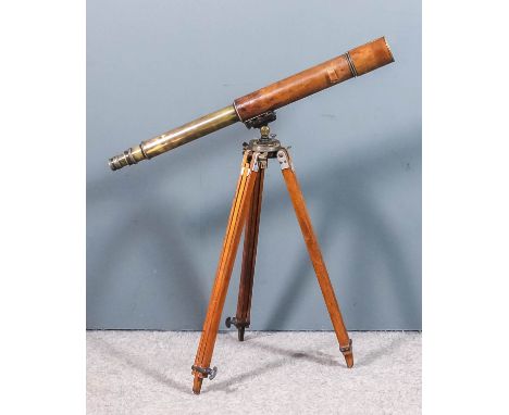 A World War I Negretti & Zambra three draw military brass telescope, stamped "Telescope F.A.M K_V Negretti & Zambra 1917 No. 