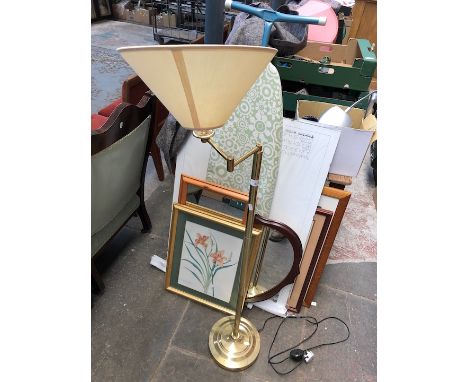 An angle standard lamp 