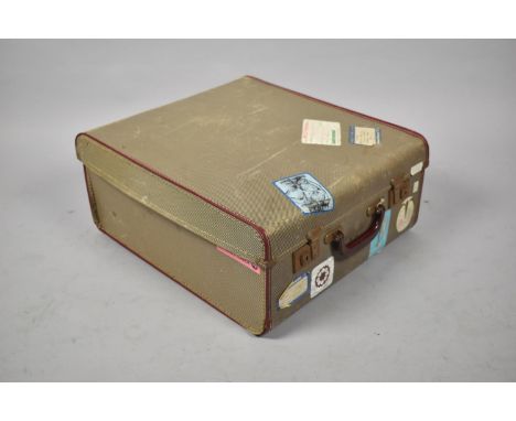 A Vintage Travelling Case, 46cm wide 