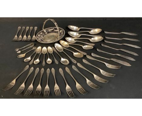 A set of Walker and Hall silver plated flatware, comprising table spoons, teaspoons and sugar bows, assorted forks; other pla