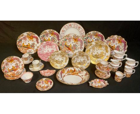 Royal Crown Derby Old Avesbury coffee cans, plates, bowls, jugs and trinkets; Gold Aves side and dessert plates; other Aves, 