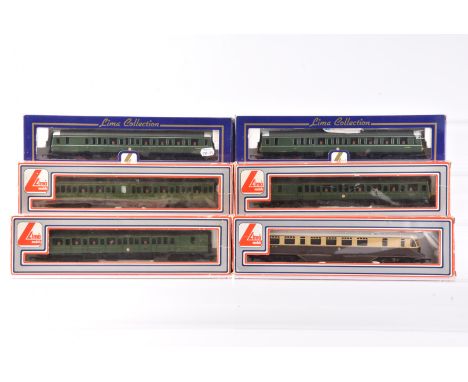 Lima OO Gauge Single and Multiple Diesel Railcars, 205132 GWR chocolate and cream No 22 Railcar, L204630 and L204617  BR gree