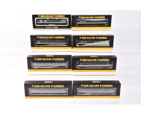 Graham Farish by Bachmann N Gauge BR Pullman Coaching Stock, a boxed rake of eight, Mk1 coaches comprising 374-211 Parlour 2n