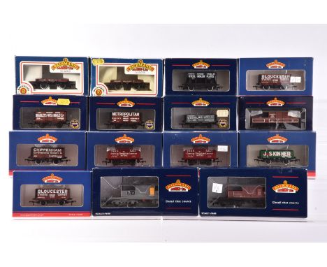 Bachmann OO Gauge Private owners Wagons and Queen Mary Guards Vans, PO wagons, Weardale, Metropolitan, Gloucester (2), Tarsla