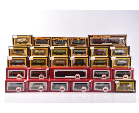 OO Gauge Goods Wagons, all boxed various examples pre BR and BR, Dapol B78 Siphon G, B134 Esso tank wagon (5), B1 grey hopper