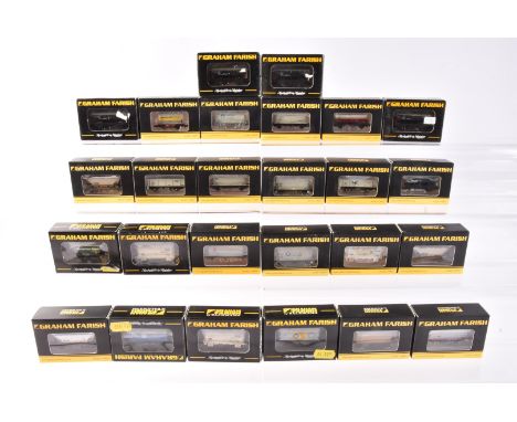 Graham Farish and Farish by Bachmann N Gauge Goods Wagons, a boxed collection in various liveries, comprising PCA bulk powder