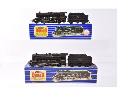 Hornby-Dublo OO Gauge 3-Rail 3224 late issue 2-8-0 Locomotive and Tender and earlier model, 49094 , in a Tony Cooper box and 
