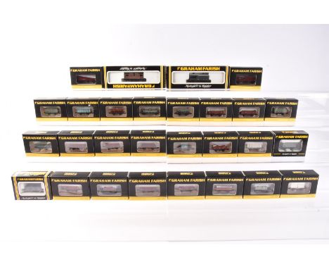 Graham Farish and Farish by Bachmann N Gauge BR Goods Wagons, a boxed group comprising, plank wagons (5), Horse box (maroon) 