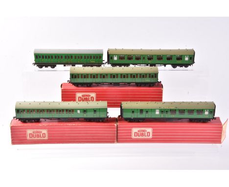 Hornby-Dublo OO Gauge 2-Rail BR SR Mainline and Suburban coaches, 4081 Suburban 2nd Class, F, large areas of very light foxin