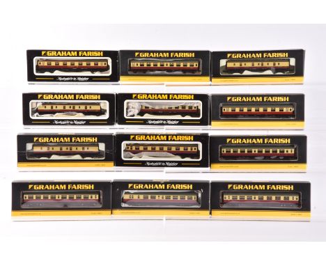 Graham Farish by Bachmann N Gauge BR Crimson and Cream Coaching Stock, a boxed group of Mk1 Coaches comprising, 374-802A (2),
