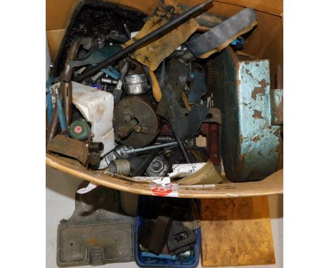 Automotive tools, bits and parts. (a quantity)