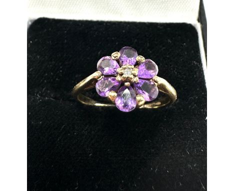 9ct gold amethyst &amp; diamond ring weight 1.9g