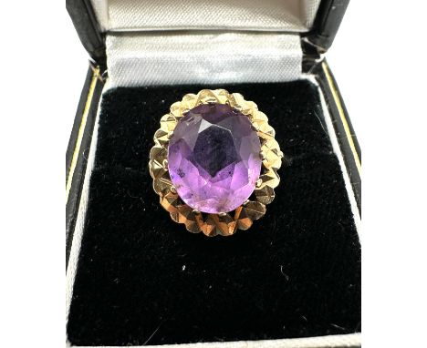 9ct gold amethyst ring weight 5.4g