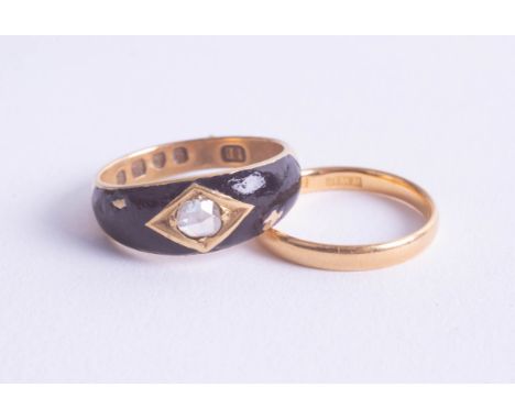 An antique 18ct diamond set and black overpainted ring, together with a 22ct wedding band, 2.2g (2).