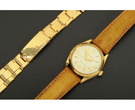 A gentleman's Rolex Oyster Perpetual 9 ct gold cased wristwatch, superlative chronometer, officially certified, automatic, wi