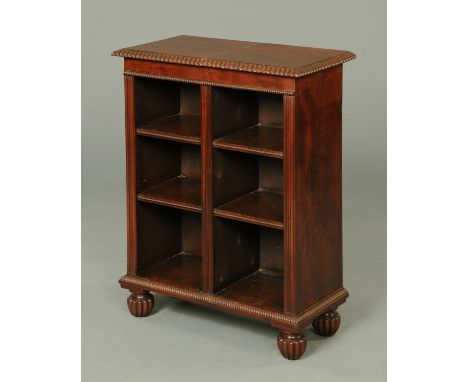 A mahogany bookcase, in the William IV style, small form, and raised on short lobed feet.  Width 68 cm, height 87 cm.  CONDIT