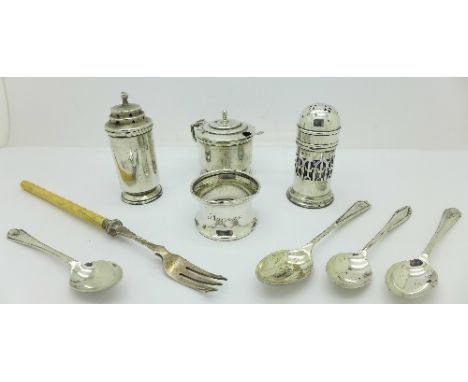 Two silver spoons, a silver mustard, four silver spoons, a silver napkin ring and a pickle fork, 168g of weighable silver