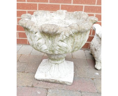 Large concrete planter with 4 claw styled feet (5)