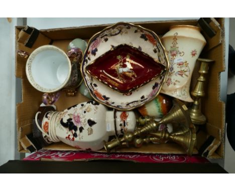 A mixed collection of items to include Masons Blue Mandalay large table lamp, damaged fruit bowl, decorative classical decora