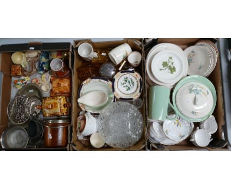 A mixed collection of items to include carlton Ware Australian bowl, Poole side plates, coclough part teaset, silver plated i