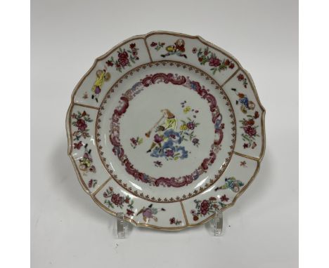 A famille rose porcelain dishChina, Qing Dynasty (1644 - 1912), Qianlong (1735 - 1796)finely decotated in overglaze famille r