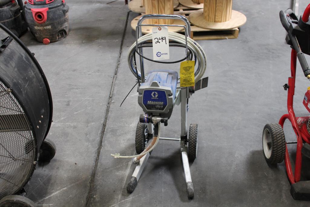 Graco Magnum LTS 17 airless paint sprayer