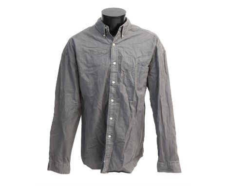 The Arrival (1996) Grey shirt worn by Charlie Sheen who played Dr. Zane Zaminsky, a SETI researcher working for Phil Gordian,