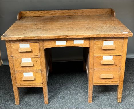 Antique/ Vintage light oak teachers knee hole writing desk [85x104x68cm] 