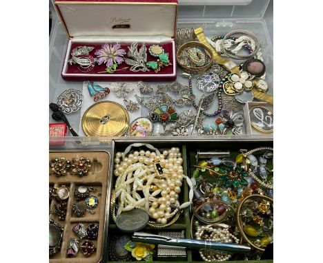 A large quantity of costume jewellery to include various vintage costume, enamelled brooches, Silver filigree butterfly brooc