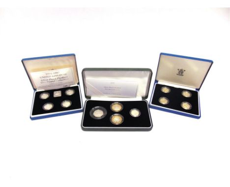 GREAT BRITAIN - ASSORTED SILVER COINAGE comprising a Piedfort four-coin (£2, £2, £1, 50p) set, in case of issue; Piedfort one