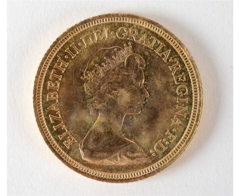 GREAT BRITAIN - ELIZABETH II, SOVEREIGN, 1974 second portrait.