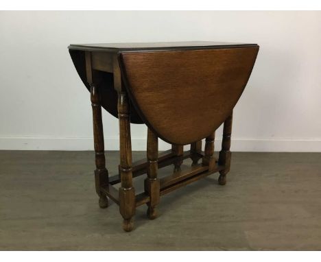 OAK GATE LEG TABLE,77cm wide