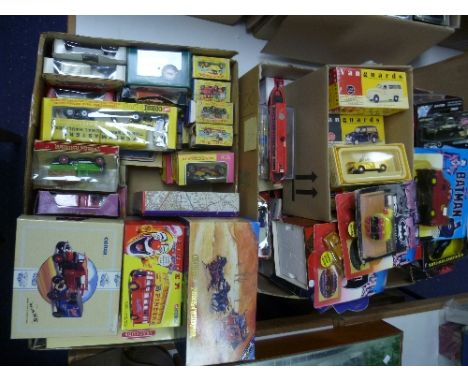 A quantity of Toy and Model Cars, including Corgi, Matchbox Models of Yesteryear, Vanguards 1:43 scale models etc., (a lot)