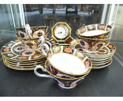 A Royal Crown Derby Imari eighteen-piece part Tea service, pattern No.1128, comprising six plates, six cups and six saucers, 