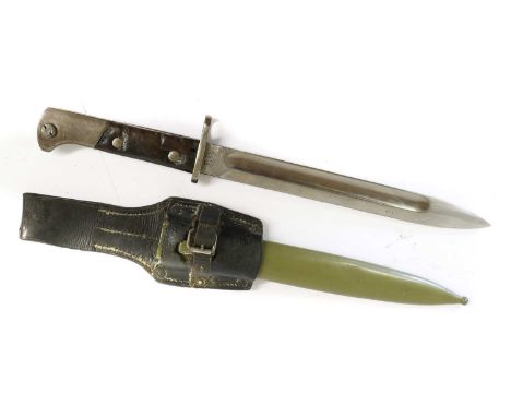 A Rare Polish F.B. Radom WZ29 Bayonet, the 25cm fullered steel blade stamped F.B./RADOM and military inspection mark D/2 with