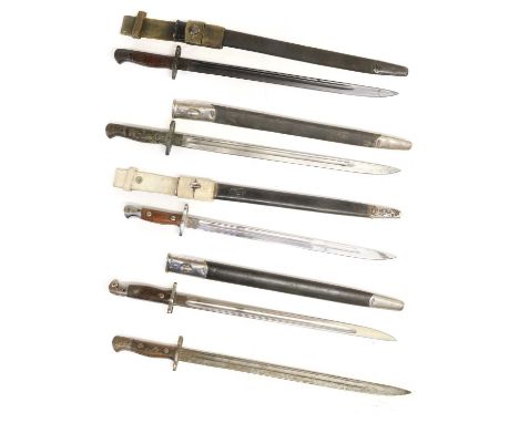 Five British 1907 Pattern Bayonets, each with various marks to the blade ricasso, including 1907, crowned GR, issue date, ben