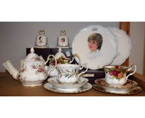 Ceramics - a Royal Albert Old Country Rose pattern bachelors teapot, cup and saucer;  another Lavender Rose;  Royal Commemora