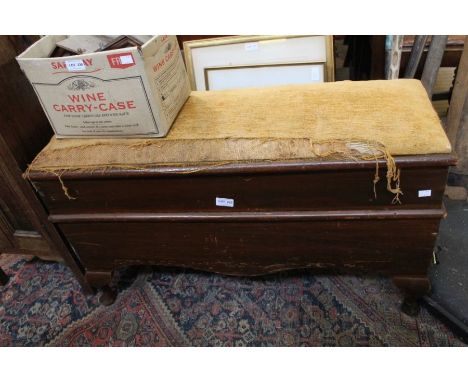 A first quarter 20th century box based pad top duet stool on cabriole legs