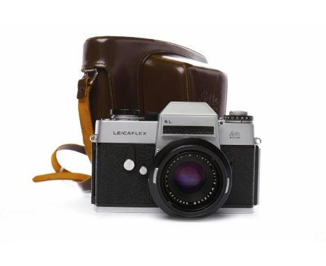1968 LEICAFLEX SLchrome finish, serial number 1173229, from first production run of 250 cameras; fitted with Leitz Wetzlar Su