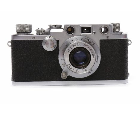 1950 LEICA 3Fchrome finish, serial number 537478; fitted with Leitz Elmar f=5cm 1:3,5 lens, serial number 833560, with fitted